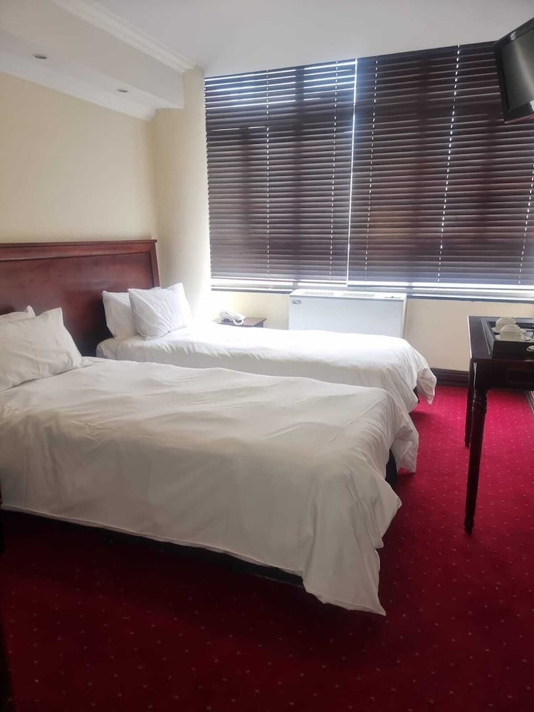 Superior Twin Room, City View