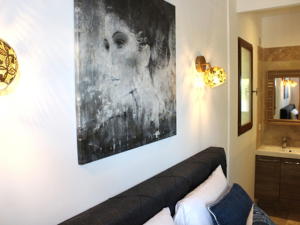 House photo 2
