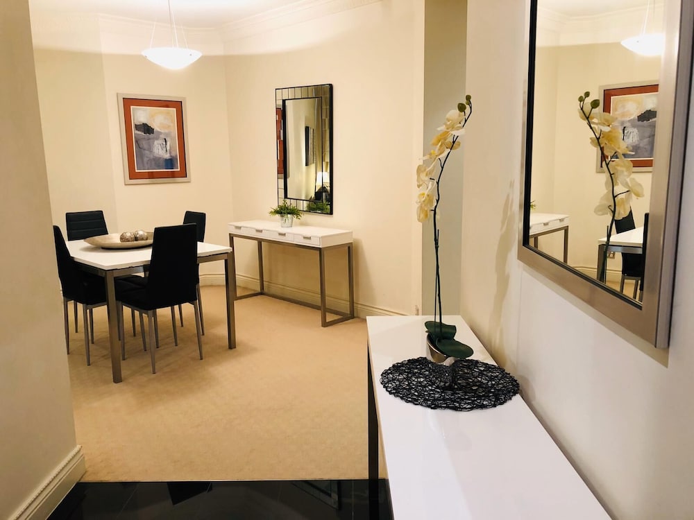 Deluxe Double Room, 1 Queen Bed, Balcony photo 3