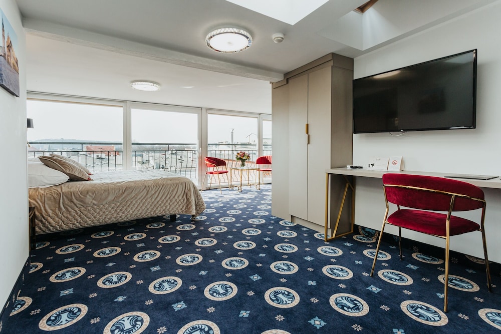 Superior Room (for Single Use) - Photo 1