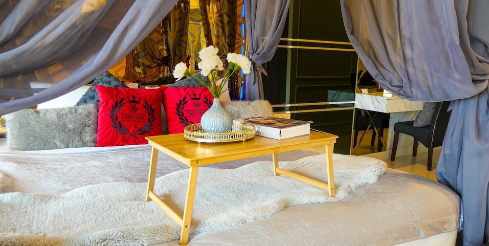 Luxury Villa - Photo 9