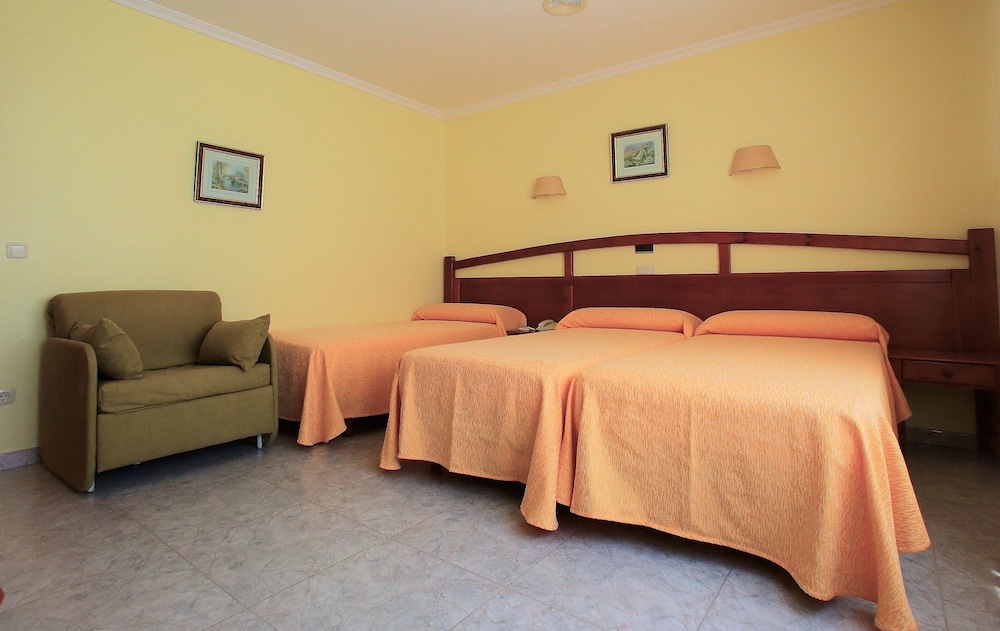 Habitación Familiar (Triple)