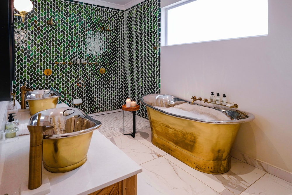 Honeymoon Studio Suite, 1 Bedroom, Non Smoking, River View