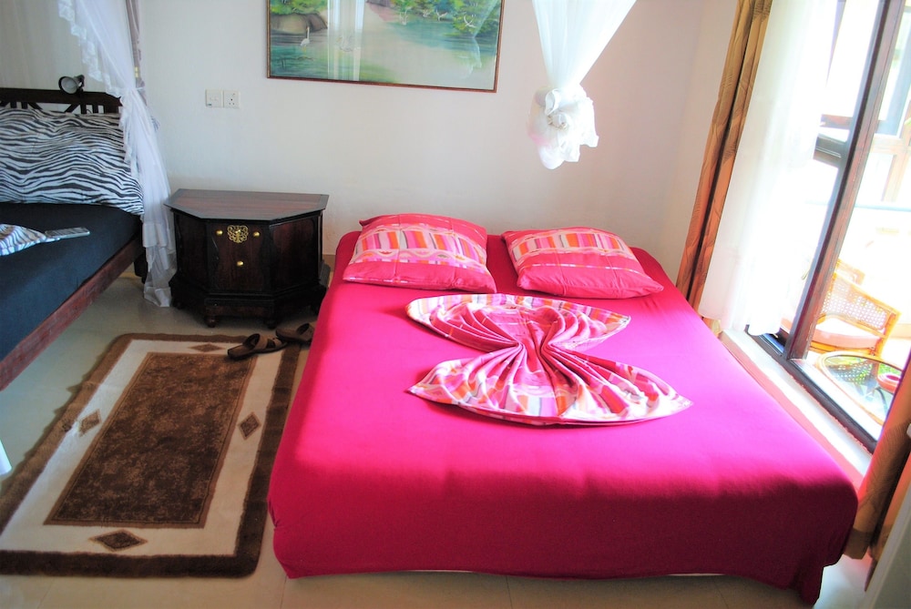 Deluxe Triple Room, Sea View photo 3