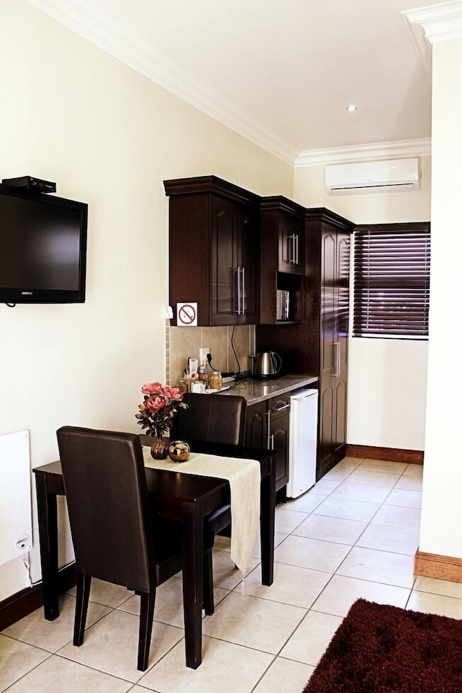 Room 1 Luxury En-suite photo 2