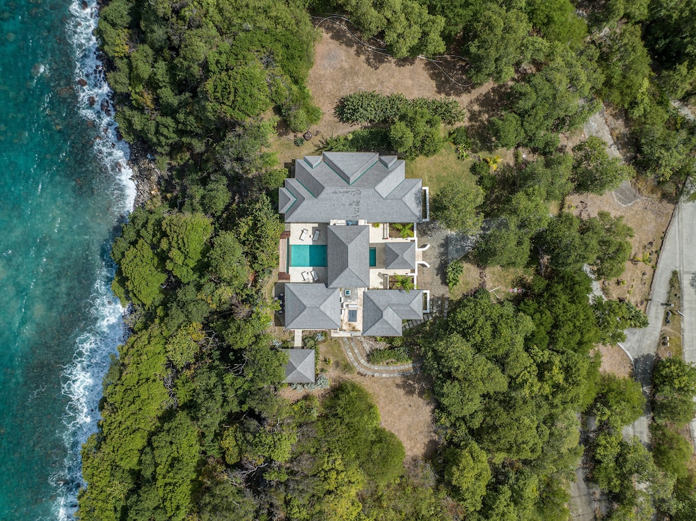 Luxury Villa, 5 Bedrooms, Ocean View photo 2