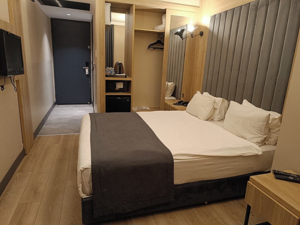 Standard Double Room photo 2