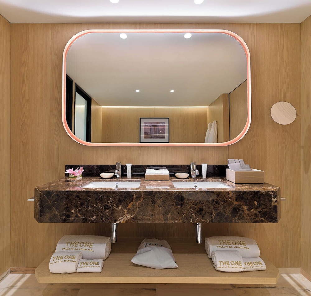 Family Room - Photo 4