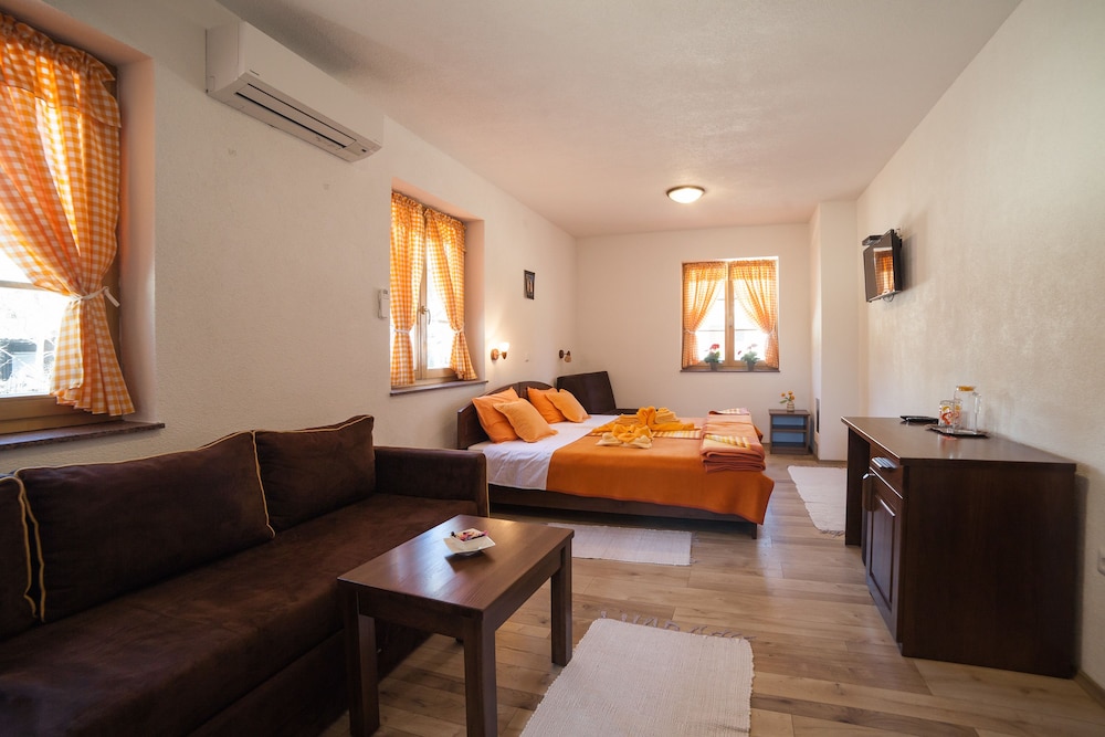Deluxe Double Room, Mountain View photo 3