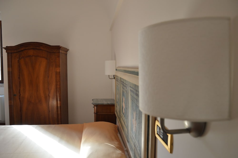 Standard Room, 1 Double Bed photo 2