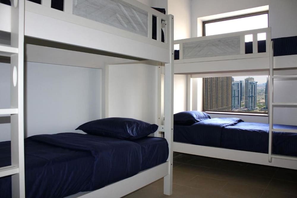 Standard Shared Dormitory, Mixed Dorm, Pool View photo 1
