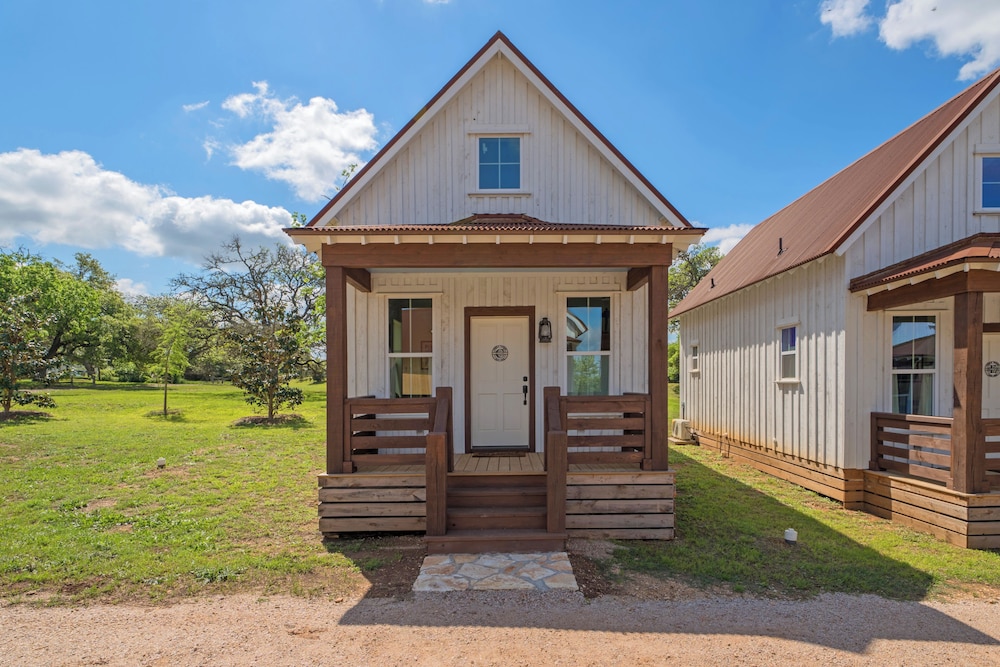 Row Home - The Cedar photo 1