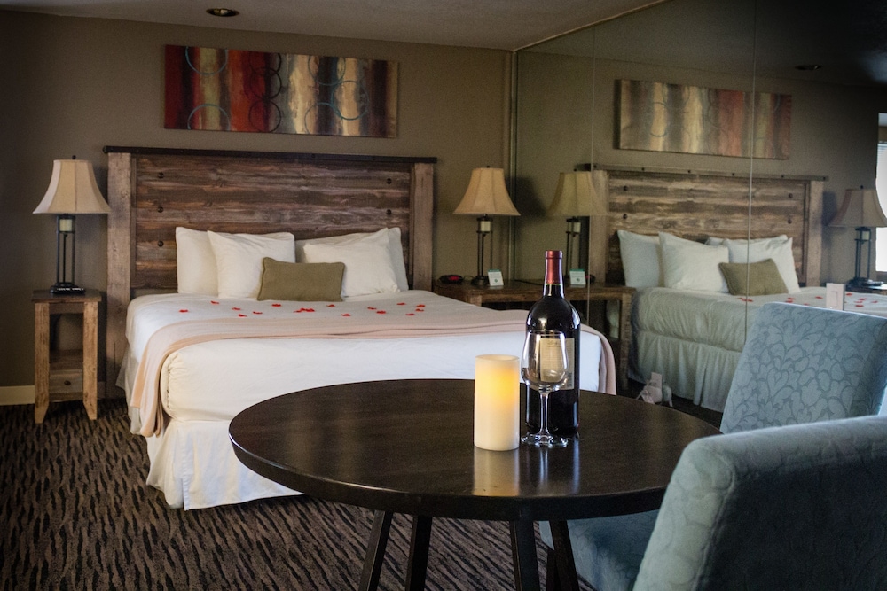 King Spa Suite