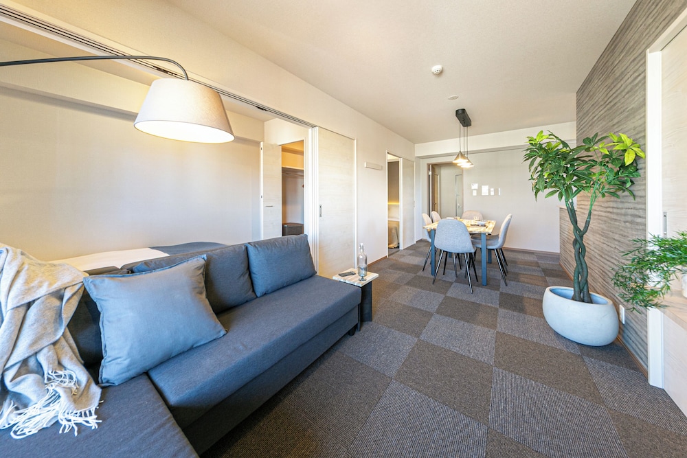 Superior Suite, Non Smoking, City View