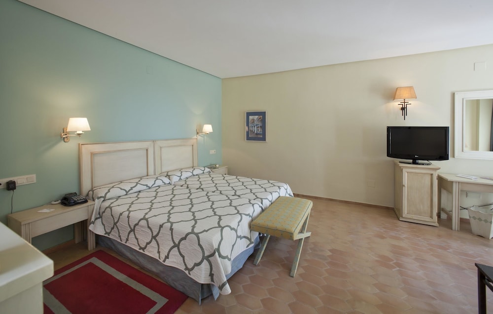 Standard Twin Room photo 3
