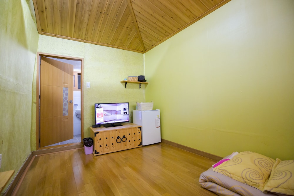 House photo 2