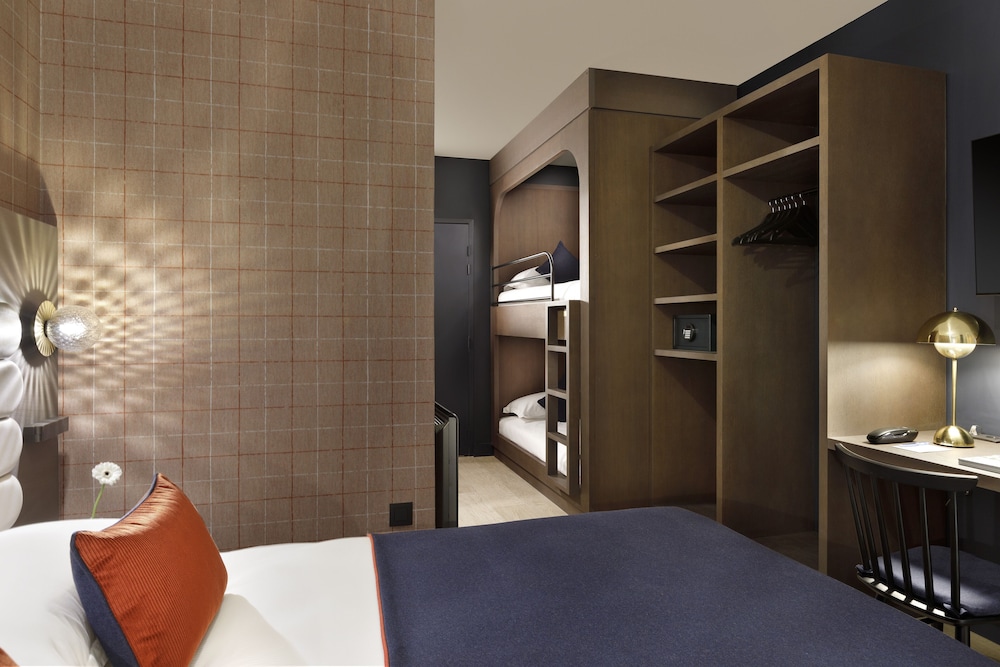 Chambre Familiale
