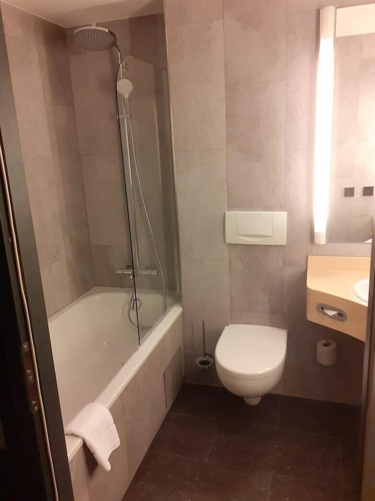 Family Triple Room - Photo 12