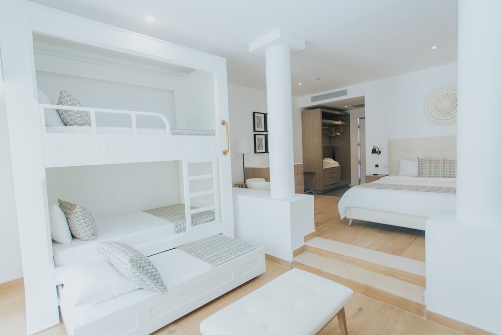 Family Club Junior Suite - Photo 2