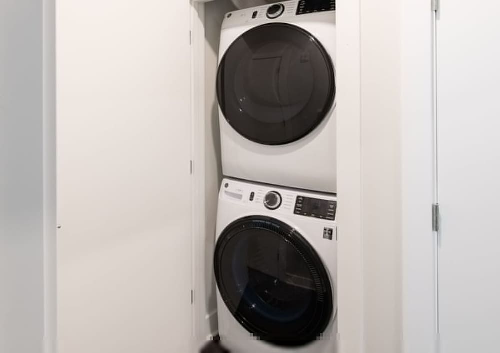 Cozysuites Wspaniałe mieszkanie z 3 sypialniami w centrum Cincinnati, Zdjęcie 32