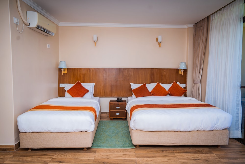 Standard Suite, Lake View - Photo 22
