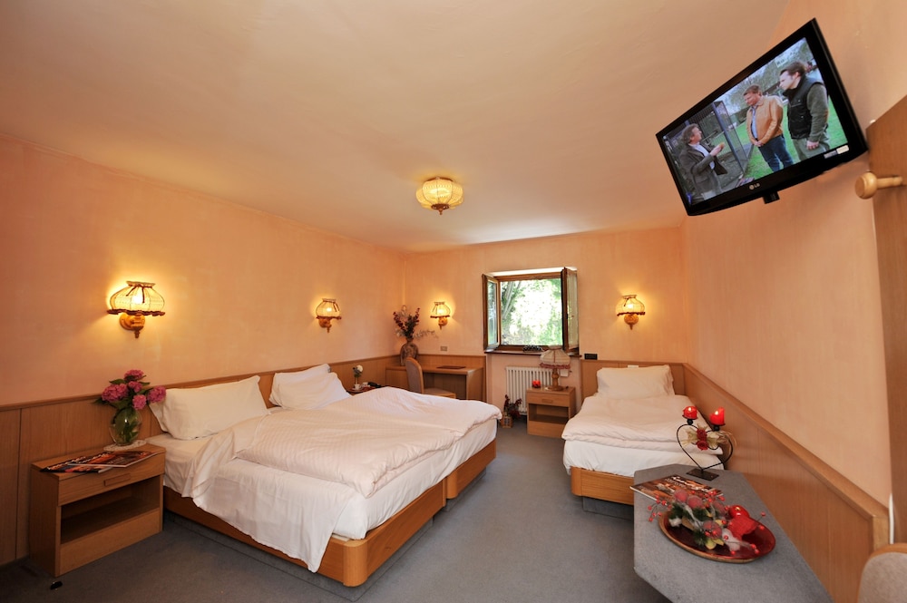 Triple Room photo 2