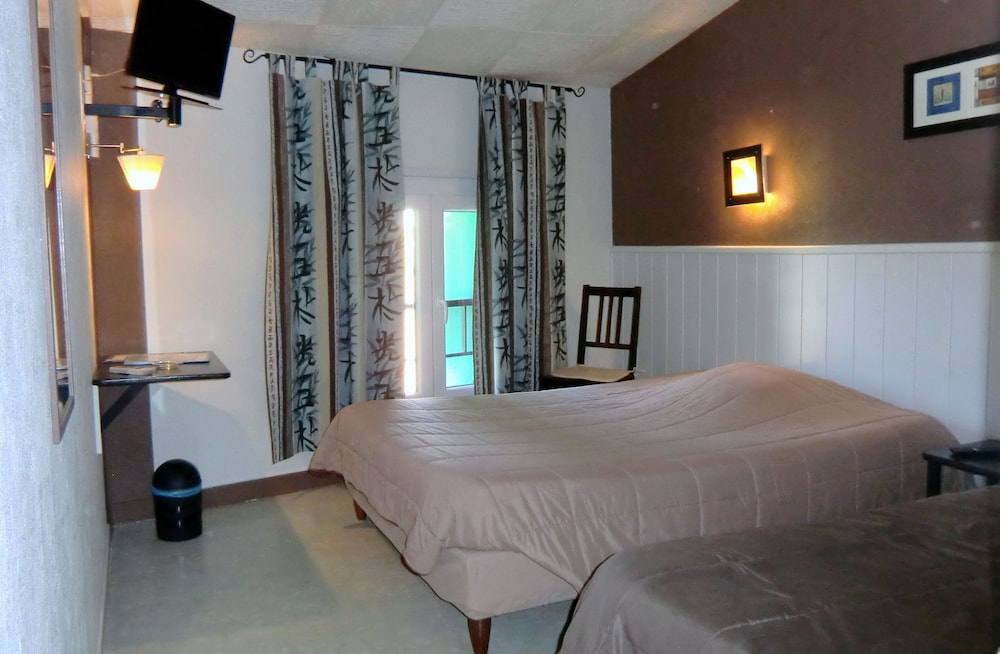 Comfort Triple Room photo 2