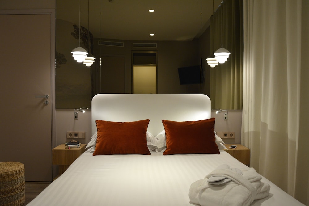 Basic Double Room