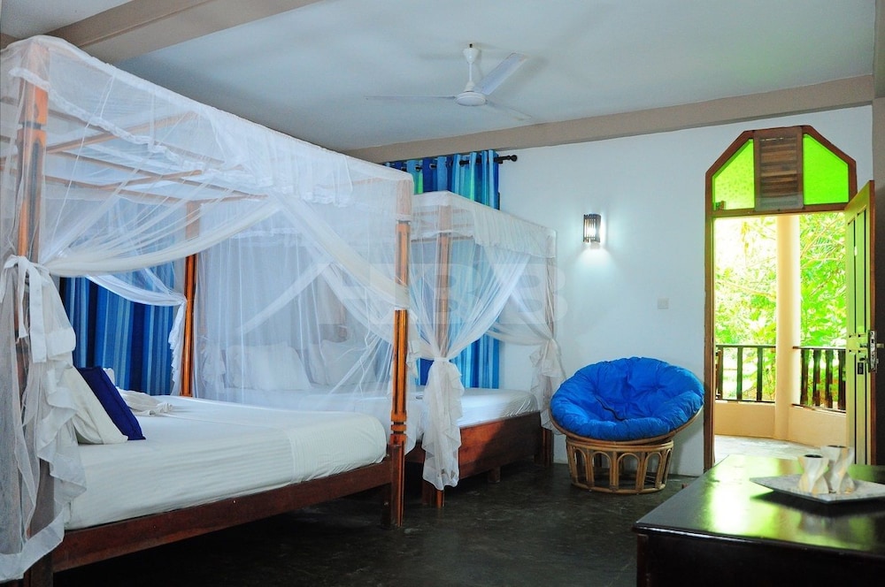 Deluxe Quadruple Room, Beach View