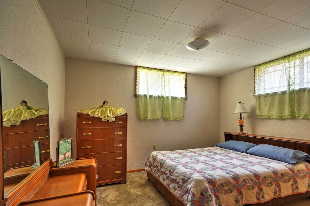 House (4 Bedrooms) photo 2