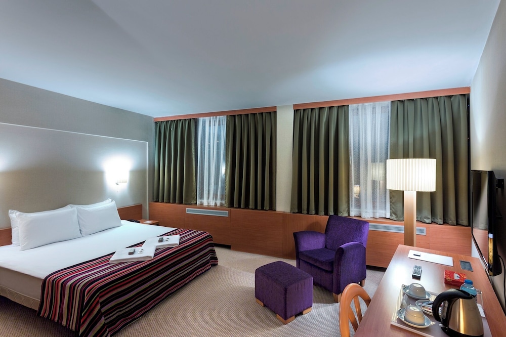 Family Triple Room