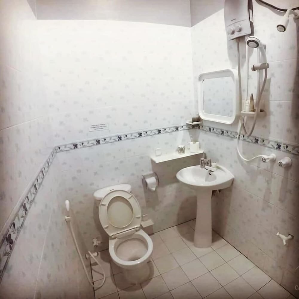 Standard Twin Room, City View photo 2