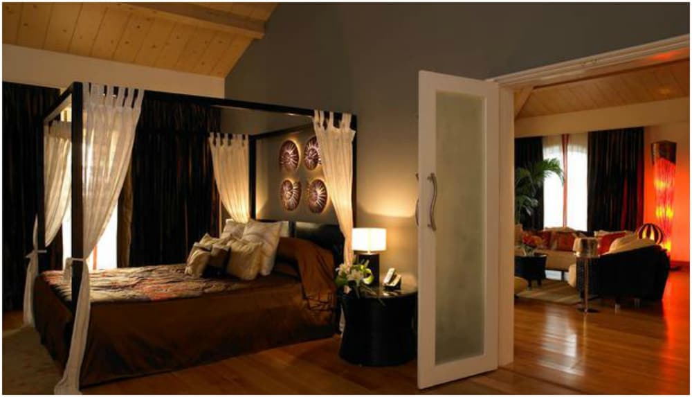 Premium Room - Photo 7