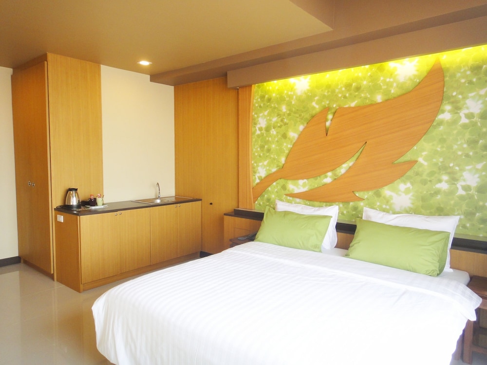 Deluxe Double or Twin Room photo 2