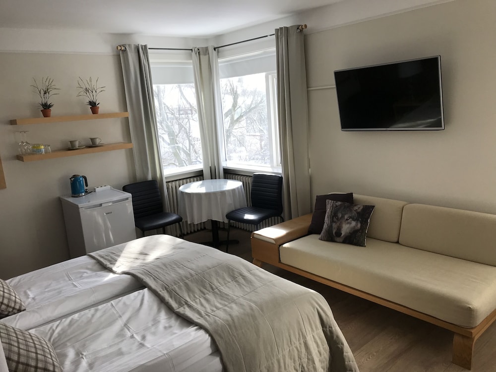 Deluxe Double Room, Private Bathroom photo 2