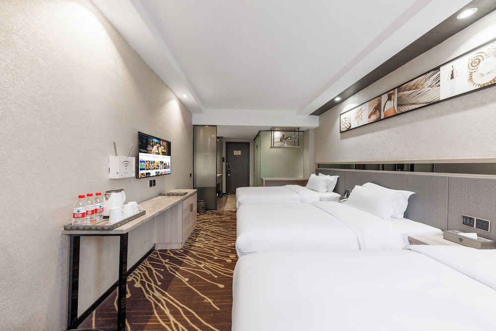 Comfort Triple Room