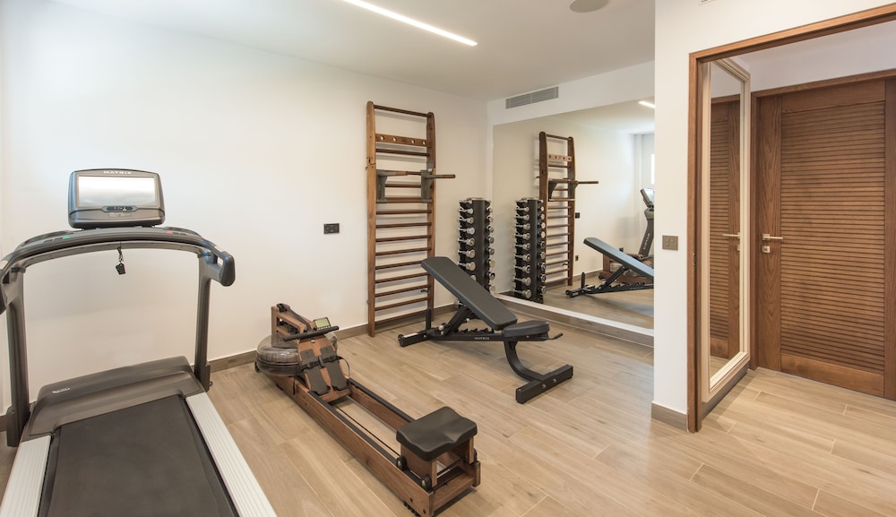Aqua Marine Suite Waterfront with Outdoor Whirlpool and Gym photo 3