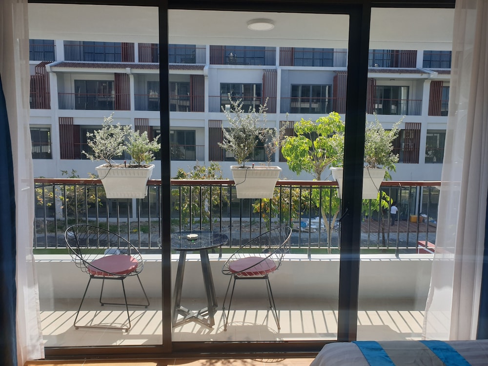 Deluxe Double Room, Balcony - Photo 4