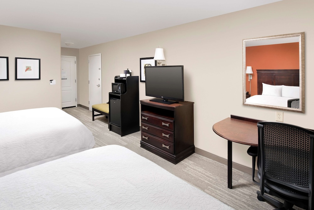 Room, 2 Double Beds, Accessible, Bathtub (Mobility & Hearing) photo 3