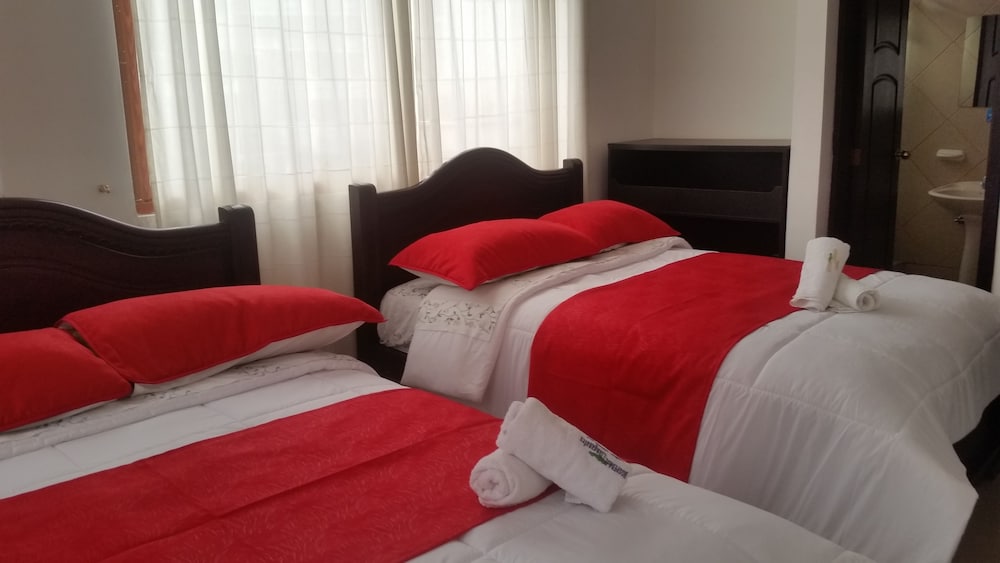 Basic Double Room, 2 Double Beds photo 2