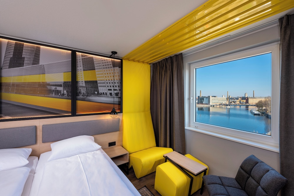 ibis Styles Berlin Treptow — photo 59