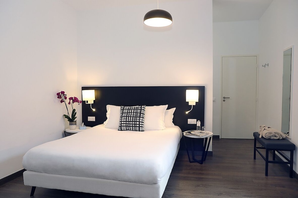 Superior Room - Photo 5