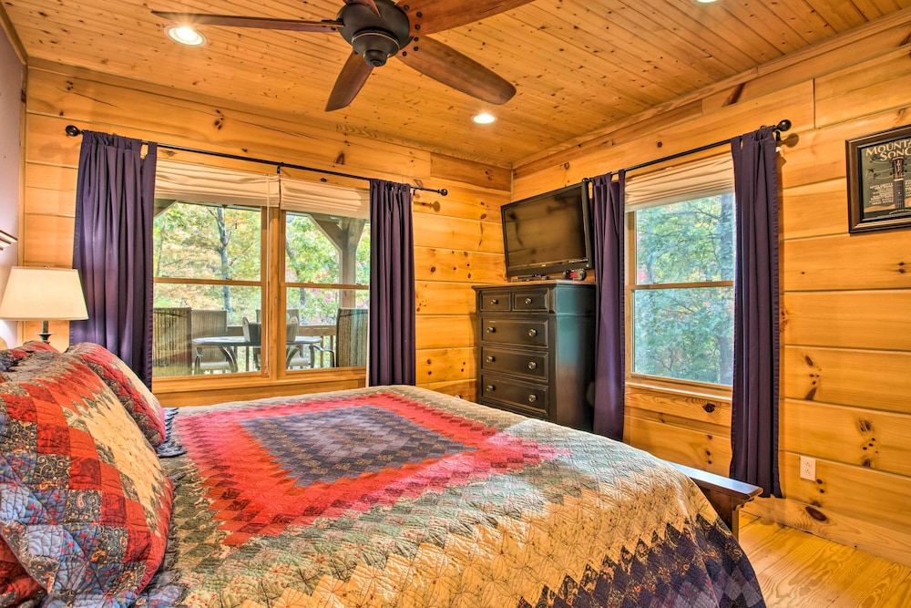 House (2 Bedrooms) photo 2