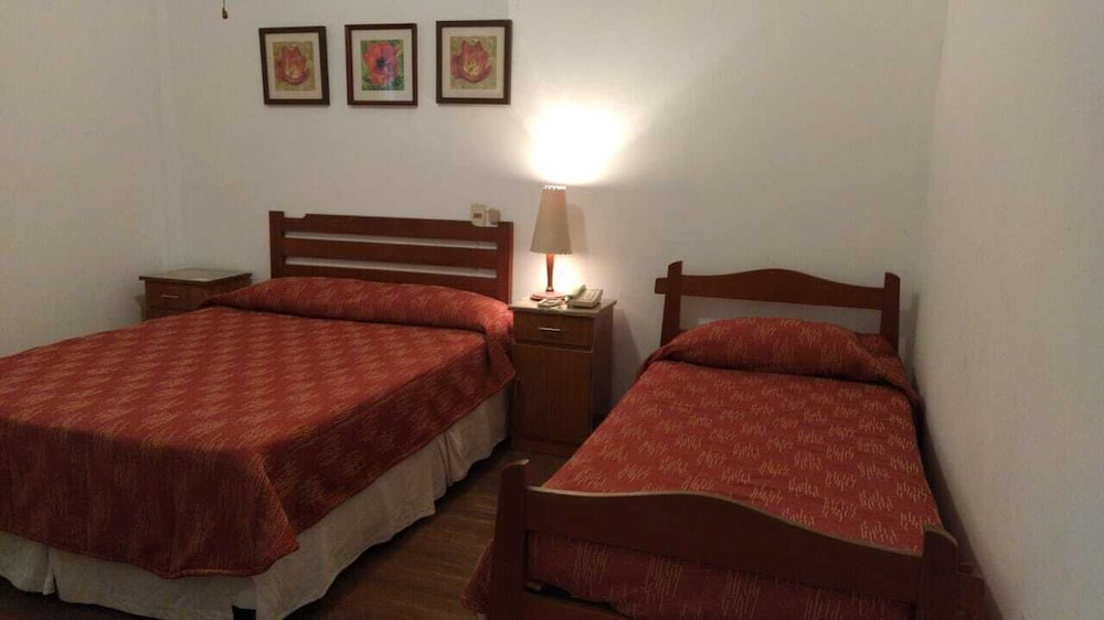 Economy Triple Room