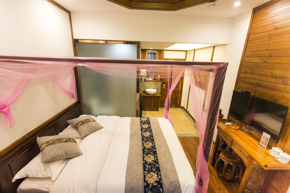 Superior King Room photo 2