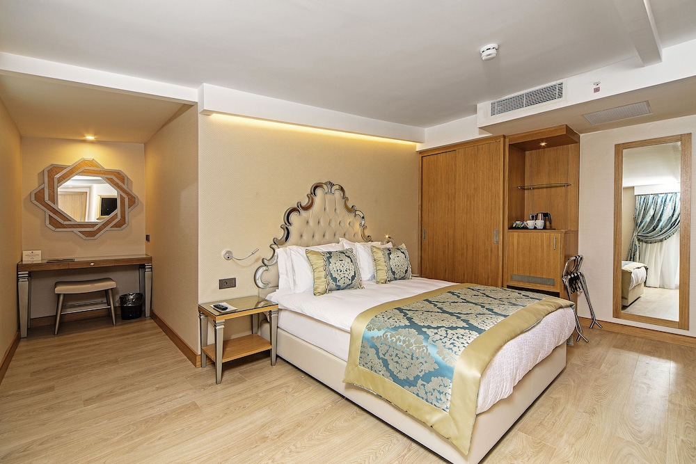 2 Conneting Double Rooms With Balcony photo 3