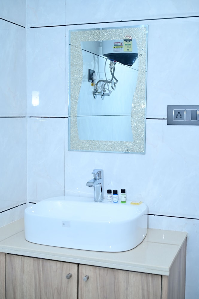 Junior Suite - Photo 6
