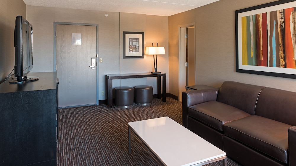 Suite, 1 Bedroom photo 2