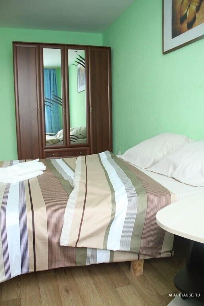 Comfort Condo, 1 Queen Bed with Sofa bed, Non Smoking photo 2