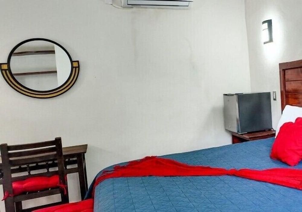 Room, River View